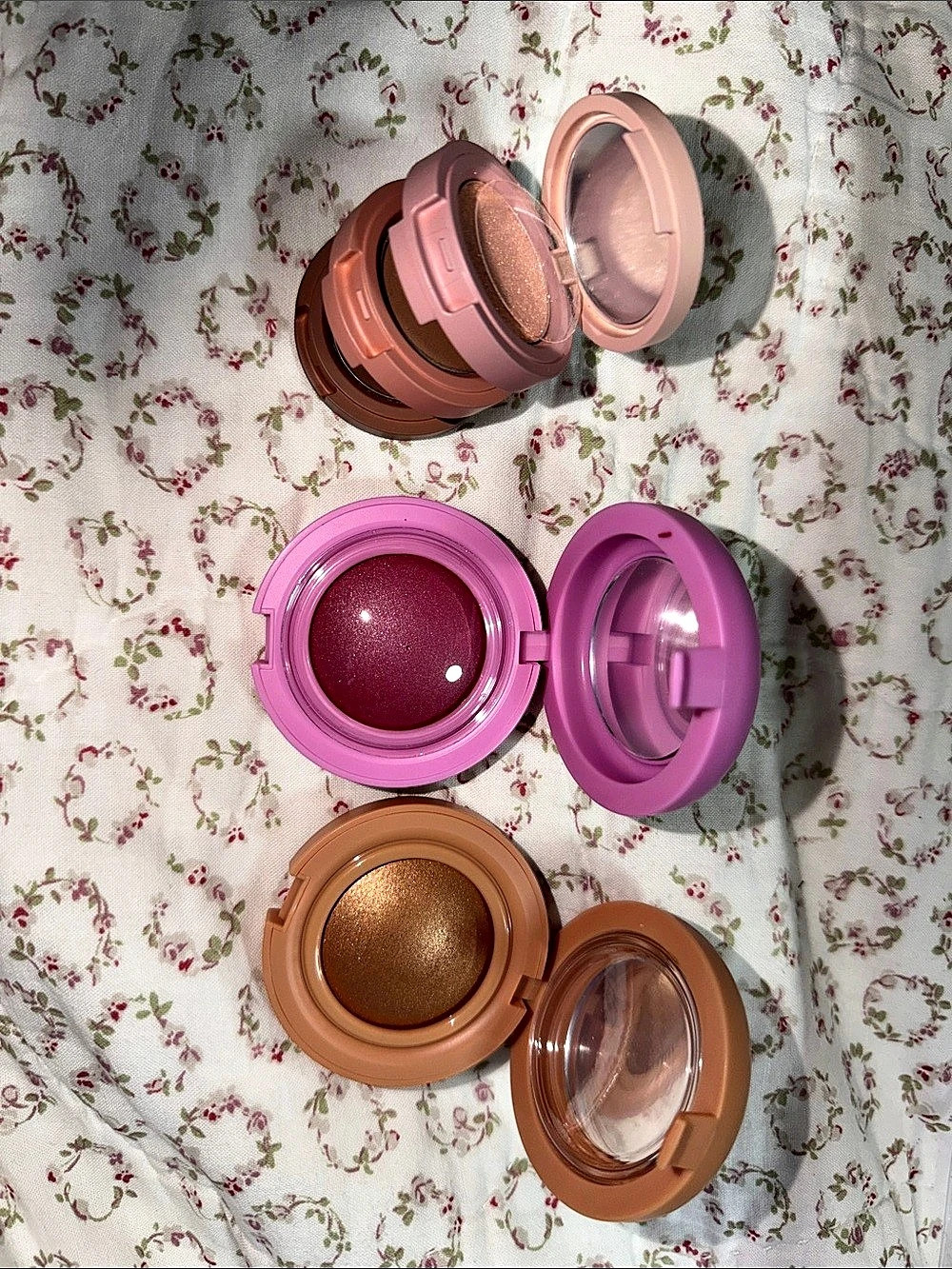 Fenty Beauty Cheeks Out Freestyle Cream Blush